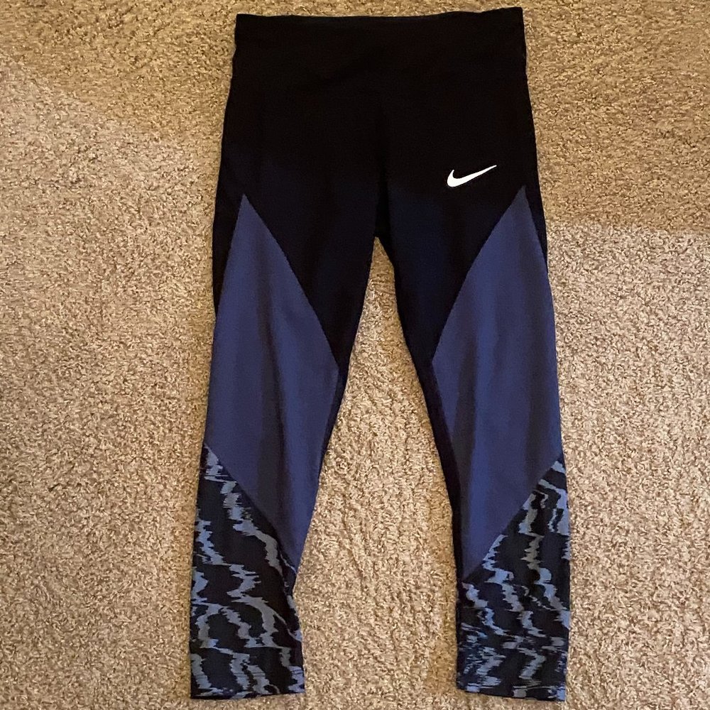 Nike dri-fit cropped leggings